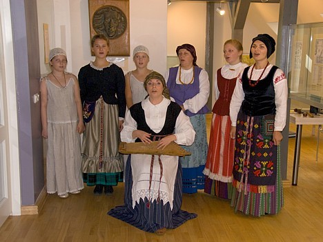 Kultūras centra fokloras ansamblis 27236