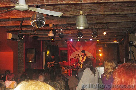 Muzikālajā klubā Četri balti krekli valdīja saviļņojoša un patīkama blūza un džeza mūzikas atmosfēra Muzikālajā klubā Četri balti krekli valdīja saviļņojoša un patīkama blūza un džeza mūzikas atmosfēra 28824