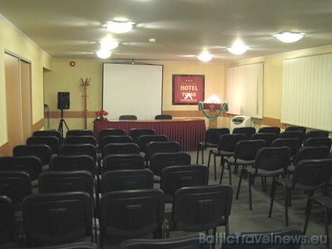 Lielāka konferenču zāle ir Lielupe, ta ir 110 m² liela un vienlaicīgi var uzņemt līdz 100 cilvēkiem. Zālē ir paredzēta arī atsevišķa vieta kafijas pau 29530