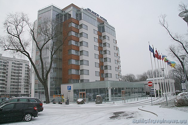 Viesnīca Islande Hotel atrodas Daugavas kreisajā krastā, netālu no Vanšu tilta Ķīpsalas virzienā Viesnīca Islande Hotel atrodas Daugavas kreisajā krastā, netālu no Vanšu tilta Ķīpsalas virzienā 30925