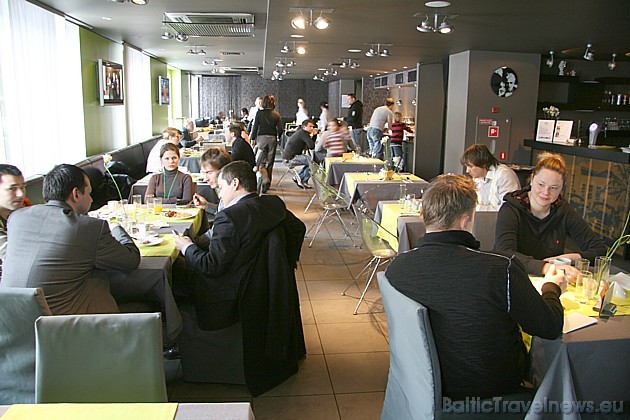 Viesnīcas Europa City Riga restorāns Sunny piedāvā no 12:00 līdz 16:00 katru darba dienu biznesa pusdienas Viesnīcas Europa City Riga restorāns Sunny piedāvā no 12:00 līdz 16:00 katru darba dienu biznesa pusdienas 30990
