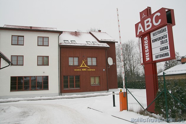 Atpūtas centrs ABC atrodas tikai 15 min attālumā no pilsētas centra un Jūrmalas, kā arī tikai 5 min brauciena attālumā no lidostas. Ērta piebraukšana, Atpūtas centrs ABC atrodas tikai 15 min attālumā no pilsētas centra un Jūrmalas, kā arī tikai 5 min brauciena attālumā no lidostas. Ērta piebraukšana, 31315