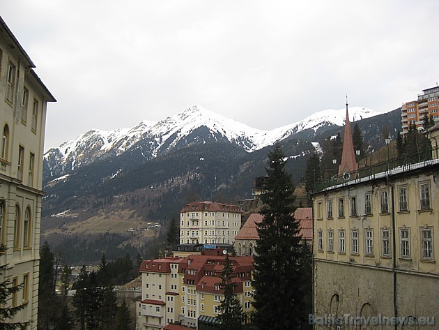 Bad Gastein ir Alpu kūrorts, kurš vēstures hronikās parādās jau 17.gs., kad tika atklātas Gasteinas ielejas pazemes ūdeņu brīnumainās dziednieciskās s Bad Gastein ir Alpu kūrorts, kurš vēstures hronikās parādās jau 17.gs., kad tika atklātas Gasteinas ielejas pazemes ūdeņu brīnumainās dziednieciskās s 31956