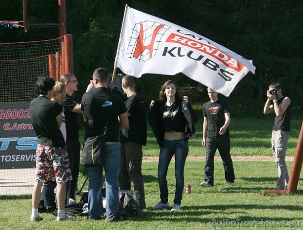 Sporta spēlēs gan klasiskajās disciplīnās, gan dažādās stafetēs piedalījās 12 komandas 36764