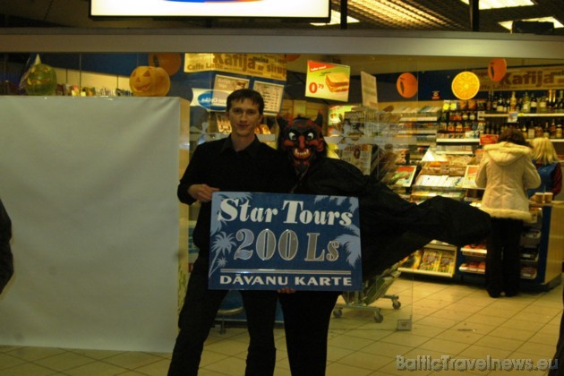 Uzvarētājs aizmidzis, palika pasākuma vadītājs – velns un Star Tours pārdošanas vadītājs Raitis Bēmers 37981