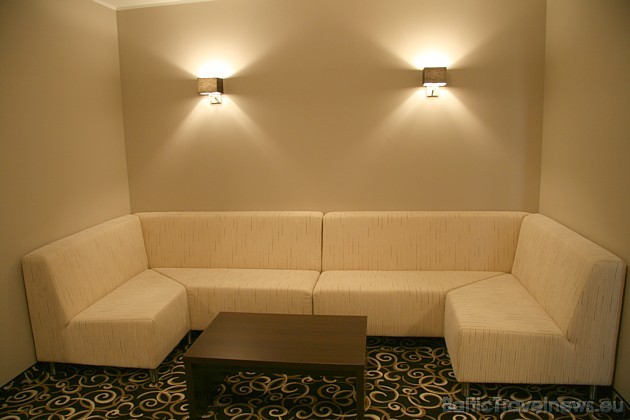 Hotel Segevold piedāvā atpūtas stūri koridorā 38041