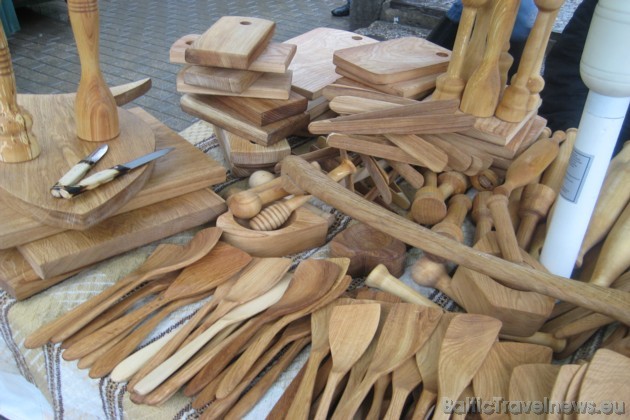 Pienācis laiks laukiem ļaut atpūsties, bet pašiem pievērsties darbiem, kas padarāmi mājās - arī darbarīku darināšanai 38068