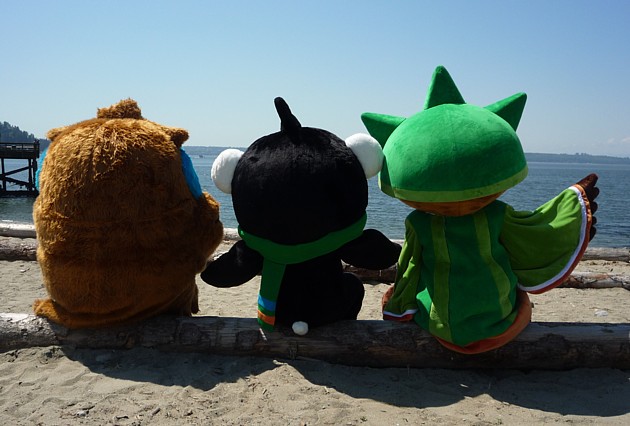 Apskatīt talismanus, uzspēlēt spēles vai nopirkt suvenīrus var interneta vietnē http://www.vancouver2010.com/mascot 40040