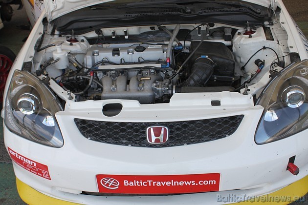 Honda motors, kas ļauj startēt SB2000 klasē 42983