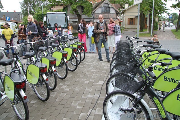 BalticBike velosipēdi ir domāti gan tiem, kas vēlas vienkārši nesteidzīgi aplūkot pilsētu, gan tiem, kam jādodas darīšanās, taču gribas to darīt ātri, BalticBike velosipēdi ir domāti gan tiem, kas vēlas vienkārši nesteidzīgi aplūkot pilsētu, gan tiem, kam jādodas darīšanās, taču gribas to darīt ātri, 45426