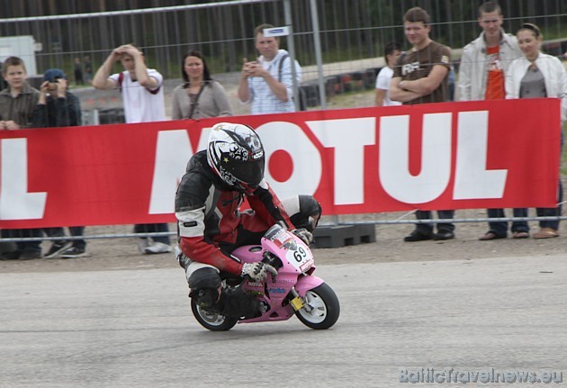 Latvijas auto un moto braukšanas entuziastiem šāda veida sacensības līdz šim ir pietrūkušas 45487
