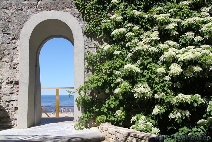 No viesnīcas Baltic Beach Hotel pagalma var doties uz pludmali 45738