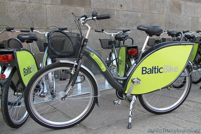 BalticBike velosipēdu izīrēt ir ērti un vienkārši – piereģistrējoties internetā www.balticbike.lv vai zvanot uz +371 67788333. 45788