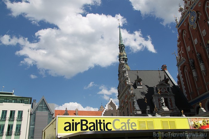 Atverot 27 jaunus maršrutus, airBaltic šovasar kļuvusi par lielāko valsts aviokompāniju Eiropā pēc jaunatvērto reisu skaita un saņēmusi anna.aero ANNI 45797