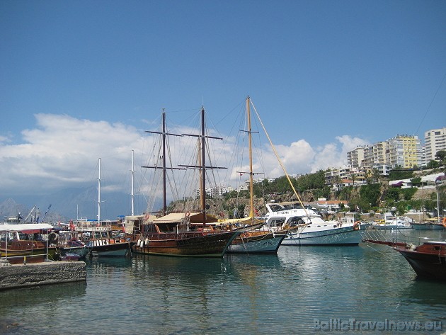 Antālijas vecpilsētas osta 47226