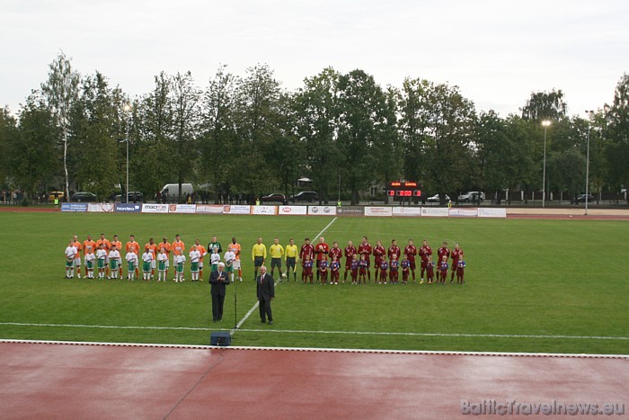 Brāzmainā lietus un skatītāju uzmundrinošo kliedzienu pavadīti, spēlē uzvarēja FK Jelgava futbolisti. Apsveicam! 49003