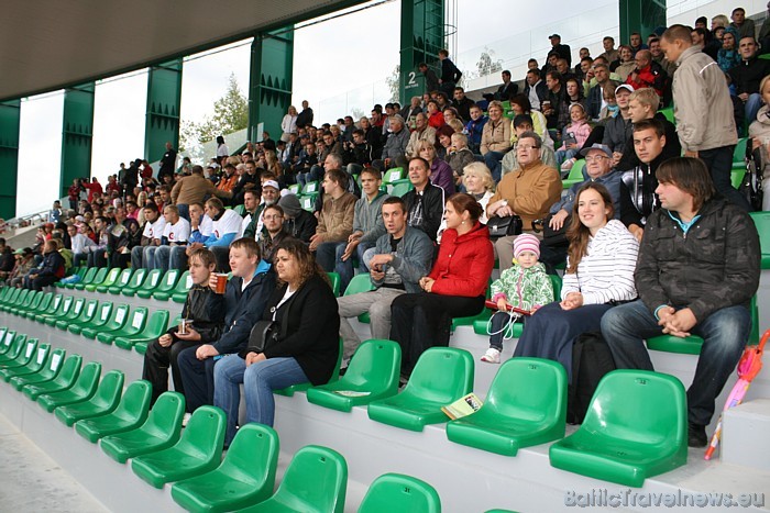 Vairāk informācijas par Zemgales Olimpisko centru iespējams atrast interneta vietnē www.zoc.lv 49005