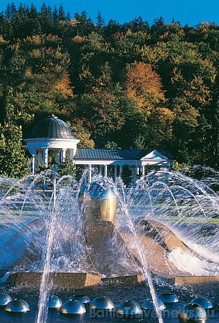 Daudzi dodas uz Marianskije Lazņe, lai izbaudītu spa un ārstnieciskās procedūras kādā no daudzajām spa viesnīcām
Foto: Marienbad Kur & Spa Hotels 49608