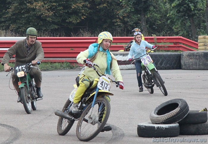 Autosacīkstes 1000km Grand Prix Riga 2010 Biķerniekos 11.09.2010 - Ātruma cilts Zelta Mopēds sacensības 49781