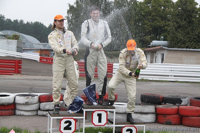 Vairāk informācijas - www.1000km.lv 49854