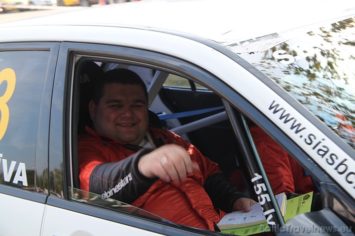 Pēdējais Latvijas rallija čempionāta 2010 posms sākās pie Līvu akvaparka 25.09.2010, kur pulcējās labākie autosportisti Pēdējais Latvijas rallija čempionāta 2010 posms sākās pie Līvu akvaparka 25.09.2010, kur pulcējās labākie autosportisti 50450