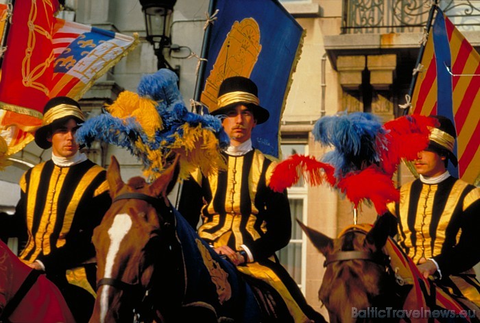 Katru vasaru tūristi Briselē pulcējas, lai piedalītos vēsturiskajā viduslaiku festivālā Ommegang Pageant
Foto: Copyright of the Belgian Tourist Offic 50763