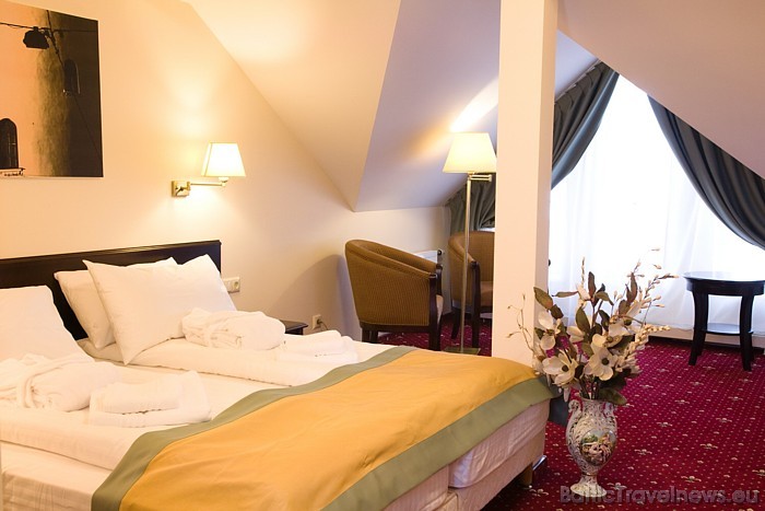 Četru zvaigžņu viesnīca Old Riga Palace Hotel atklāta 2009. gada novembrī, tāpēc šogad 26. novembrī tika atzīmēta tās pirmā dzimšanas diena Četru zvaigžņu viesnīca Old Riga Palace Hotel atklāta 2009. gada novembrī, tāpēc šogad 26. novembrī tika atzīmēta tās pirmā dzimšanas diena 52682