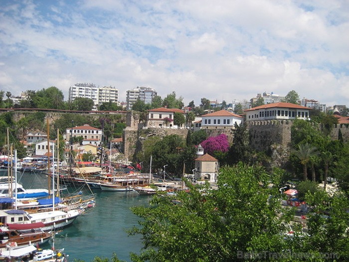 Travelnews.lv rakstu par Kaleiči apmeklējumu lasiet šeit: «TEZ TOUR atklāj Turcijas noslēpumus tūristu acīm – Ceturtais stāsts» Travelnews.lv rakstu par Kaleiči apmeklējumu lasiet šeit: «TEZ TOUR atklāj Turcijas noslēpumus tūristu acīm – Ceturtais stāsts» 62174