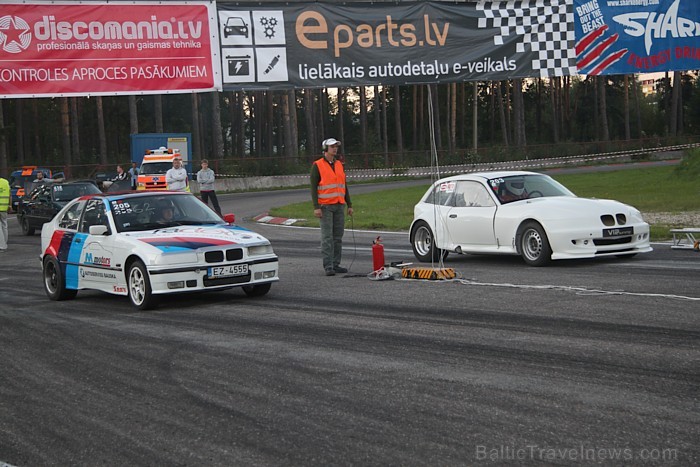 Latvijas un Igaunijas Dragreisa čempionātu finālsacensības 4.09.2011 Biķerniekos - www.forsaza.lv Latvijas un Igaunijas Dragreisa čempionātu finālsacensības 4.09.2011 Biķerniekos - www.forsaza.lv 66533