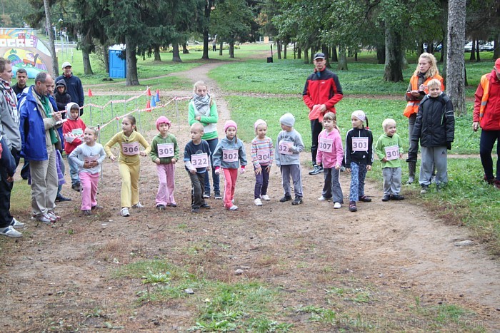 Ogres novada rudens kross pulcē sportistus Zilajos kalnos 09.10.2011 67698