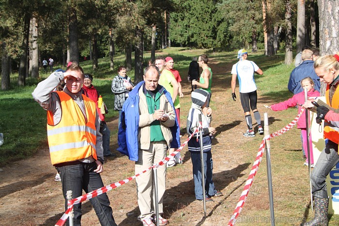 Ogres novada rudens kross pulcē sportistus Zilajos kalnos 09.10.2011 - www.LatvijasCentrs.lv 67711