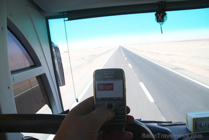 Kompānijas Tez tour (www.teztour.lv) autobusos ir bezvadu internets un var lasīt Travelnews.lv ziņas Kompānijas Tez tour (www.teztour.lv) autobusos ir bezvadu internets un var lasīt Travelnews.lv ziņas 68385