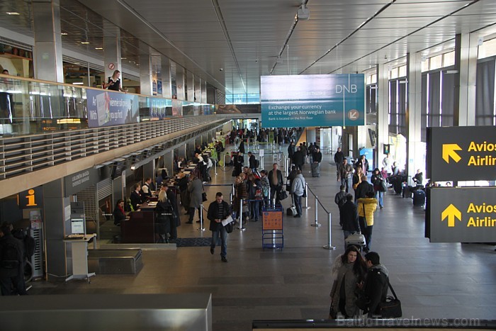 Rekonstruētā un modernizētā beznodokļu duty free iepirkšanās zona starptautiskajā lidostā Rīga - www.riga-airport.com Rekonstruētā un modernizētā beznodokļu duty free iepirkšanās zona starptautiskajā lidostā Rīga - www.riga-airport.com 72374
