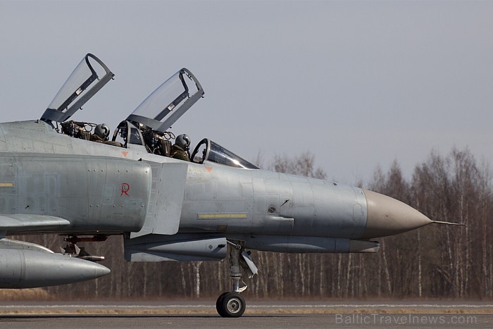 NATO militārās lidmašīnas Šauļos. Foto: Ingus Evertovskis (www.fotoprojekts.lv) 73293