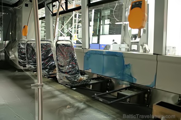 Travelnews.lv  redakcija iepazīst Jaunos Škodas tramvajus pirms to izbraucieniem Rīgā www.skoda.cz 73538