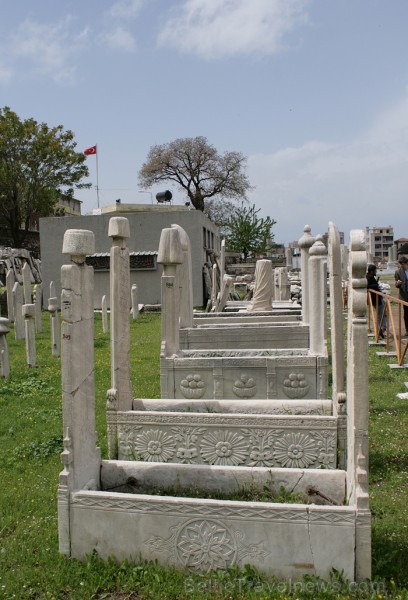 Agora. Ceļojumu stāsts par Izmiru: šeit 74252