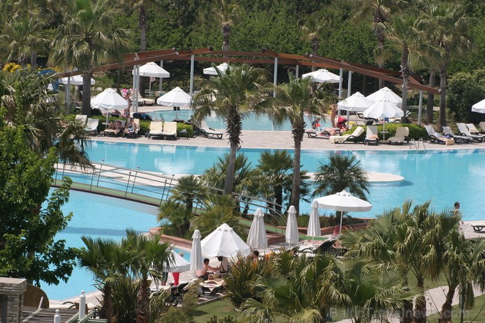 KERVANSARAY LARA 5* (ANTALYA) – viesnīcas teritorija. www.goadventure.lv 76092