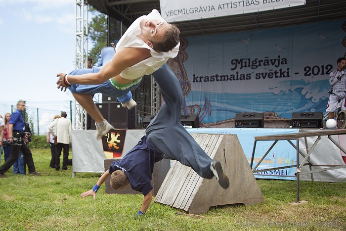 Mīlgrāvja krastmalas svētki šogad pulcēja ap 7000 apmeklētāju Foto: Ingus Evertovskis, www.fotoprojekts.lv Mīlgrāvja krastmalas svētki šogad pulcēja ap 7000 apmeklētāju Foto: Ingus Evertovskis, www.fotoprojekts.lv 80558