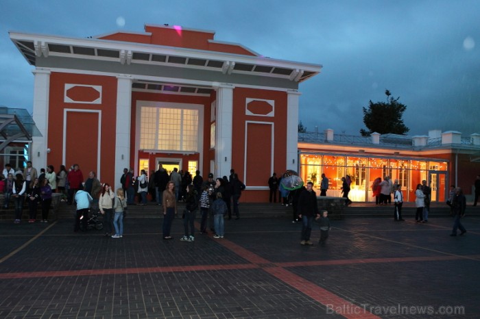 Siguldā atklāts unikāls Laimas pulkstenis un jauns tūrisma informācijas centrs Dzelzceļa stacijā. Foto: Juris Ķilkuts www.fotostudijas.lv Siguldā atklāts unikāls Laimas pulkstenis un jauns tūrisma informācijas centrs Dzelzceļa stacijā. Foto: Juris Ķilkuts www.fotostudijas.lv 81385