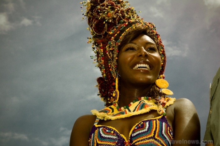 Bambuko kultūras festivāls ietver gan mūzikas, gan dejas, gan tērpu parādes elementus. Foto: www.colombia.travel Bambuko kultūras festivāls ietver gan mūzikas, gan dejas, gan tērpu parādes elementus. Foto: www.colombia.travel 82615