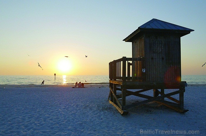 Saulainā Florida, kur saule spīd 300 dienas gadā, spēj apburt ikvienu. Foto: www.visitclearwaterflorida.com Saulainā Florida, kur saule spīd 300 dienas gadā, spēj apburt ikvienu. Foto: www.visitclearwaterflorida.com 82999