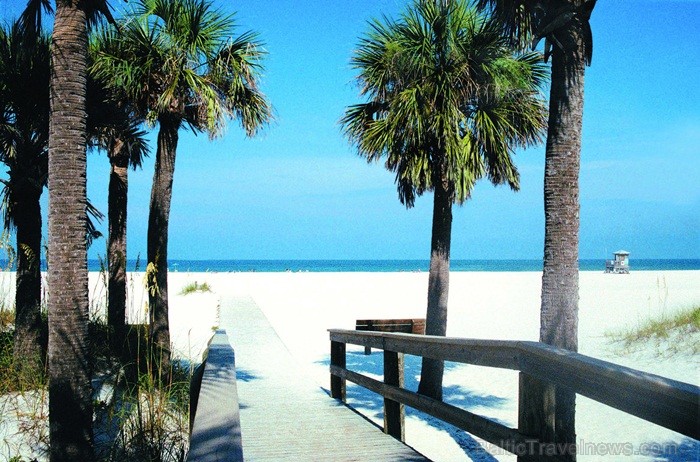 Saulainā Florida, kur saule spīd 300 dienas gadā, spēj apburt ikvienu. Foto: www.visitclearwaterflorida.com Saulainā Florida, kur saule spīd 300 dienas gadā, spēj apburt ikvienu. Foto: www.visitclearwaterflorida.com 83000