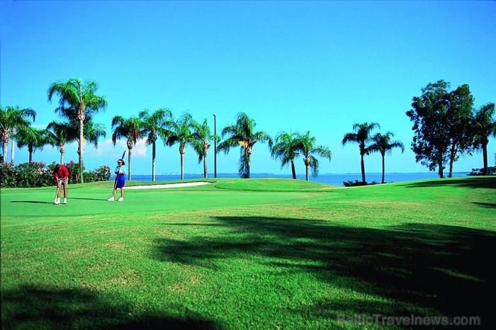 Saulainā Florida, kur saule spīd 300 dienas gadā, spēj apburt ikvienu. Foto: www.visitclearwaterflorida.com Saulainā Florida, kur saule spīd 300 dienas gadā, spēj apburt ikvienu. Foto: www.visitclearwaterflorida.com 83060