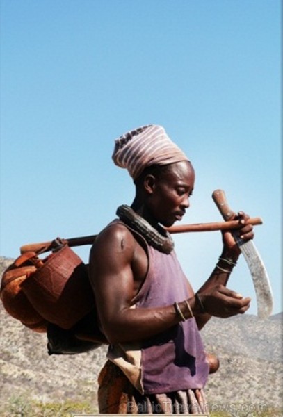 Namībijas iedzīvotāji ir lepni ne tikai par sevi, bet arī savu kultūru. Foto: www.namibiatourism.com Namībijas iedzīvotāji ir lepni ne tikai par sevi, bet arī savu kultūru. Foto: www.namibiatourism.com 83184