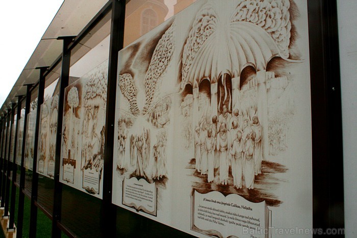 Sv.Jekaterinas baznīcā ir viens no izteiktākaiem klasicisma stilā celtajām baznīcām 1804.gadā.
Foto: www.pyhajarve.com Sv.Jekaterinas baznīcā ir viens no izteiktākaiem klasicisma stilā celtajām baznīcām 1804.gadā.
Foto: www.pyhajarve.com 83955