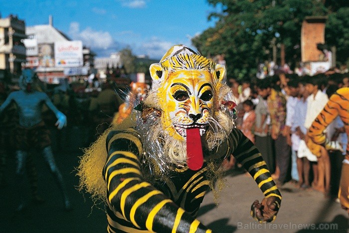 Kerala ir viens no Indijas štatiem, kas atrodas Indostānas pussalas dienvidos un Keralu sauc par Dievu, maģijas un garšvielu zemi. Foto:www.keralatour Kerala ir viens no Indijas štatiem, kas atrodas Indostānas pussalas dienvidos un Keralu sauc par Dievu, maģijas un garšvielu zemi. Foto:www.keralatour 84718