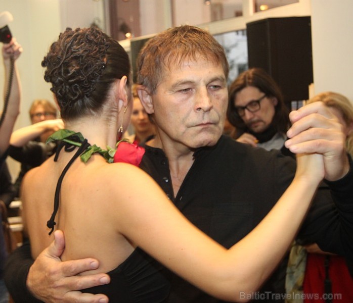 Salonā Poetica 3.10.2012 tika prezentēta Make Up For Ever jaunā kolekcija ar nosaukumu Black Tango - www.poetica.lv Salonā Poetica 3.10.2012 tika prezentēta Make Up For Ever jaunā kolekcija ar nosaukumu Black Tango - www.poetica.lv 84784