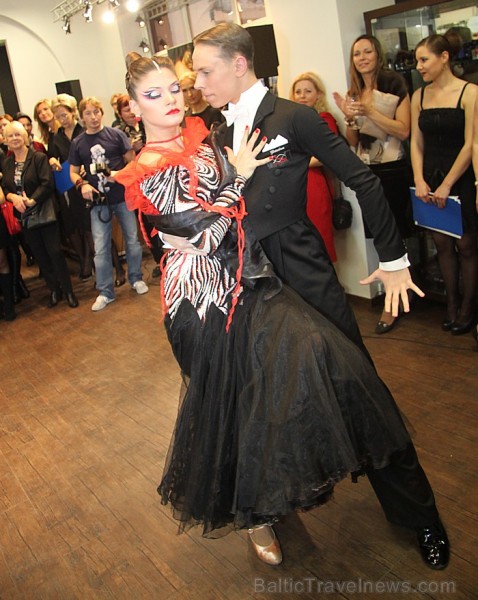 Salonā Poetica 3.10.2012 tika prezentēta Make Up For Ever jaunā kolekcija ar nosaukumu Black Tango - www.poetica.lv Salonā Poetica 3.10.2012 tika prezentēta Make Up For Ever jaunā kolekcija ar nosaukumu Black Tango - www.poetica.lv 84788