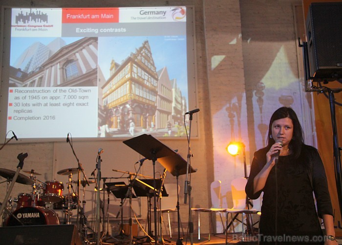 Vācijas tūrisma centrāles vadītāja Baltijas valstīs Eva Altenburga prezentē Frankfurti - www.germany.travel Vācijas tūrisma centrāles vadītāja Baltijas valstīs Eva Altenburga prezentē Frankfurti - www.germany.travel 85284