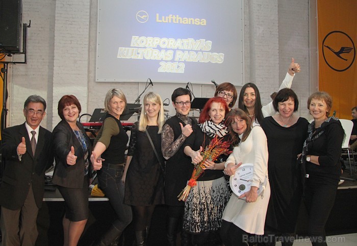 Par «Lufthansa» balvas KORPORATĪVAS KULTŪRAS PARAUGS 2012 īpašnieku kļūst ceļojumu aģentūra Latvia tours - www.latviatours.lv Par «Lufthansa» balvas KORPORATĪVAS KULTŪRAS PARAUGS 2012 īpašnieku kļūst ceļojumu aģentūra Latvia tours - www.latviatours.lv 85319